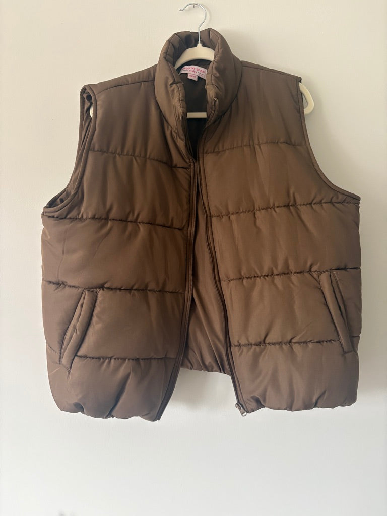 Boxy Brown Puffer Vest size XL/2XL