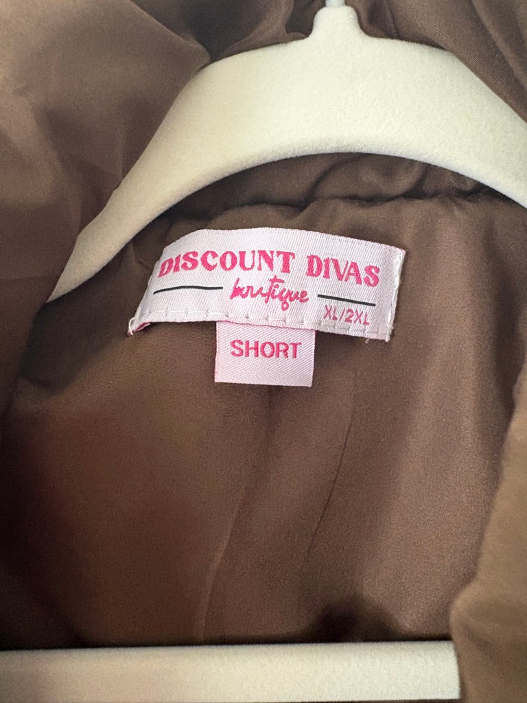 Boxy Brown Puffer Vest size XL/2XL